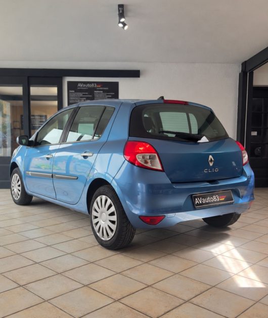 RENAULT CLIO III 1.2 75ch Essence 2010 - Distribution neuve - CT OK - Garantie 12 mois ou 15000km