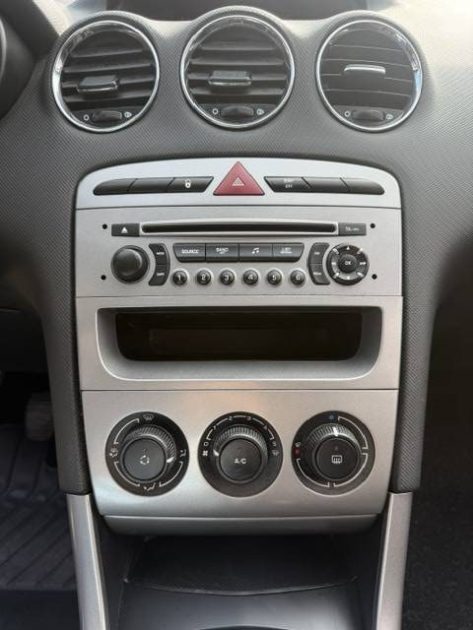 PEUGEOT 308  1.4 VTI ACCESS 2011 - 55 100Kms - Distrib ok - Climatisation - SUIVIT PEUGEOT