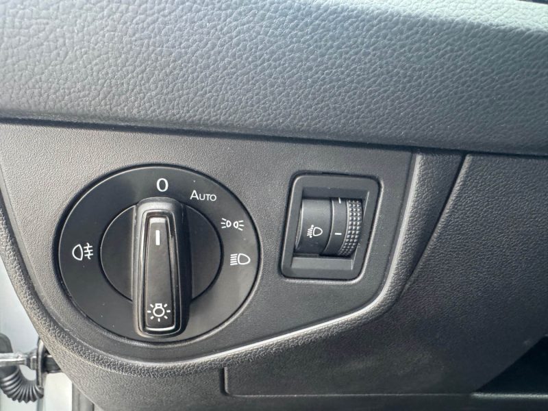 VOLKSWAGEN TAIGO 1.0 TSI 110CV BVA DSG LIFE PLUS 2023 COCKPIT CARPLAY