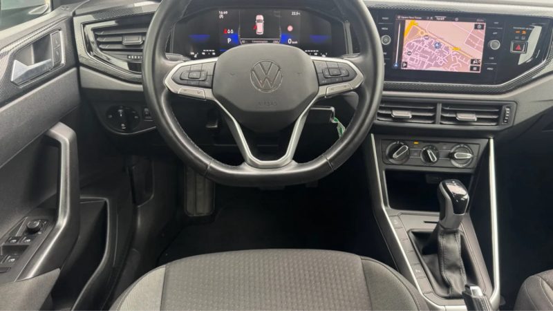 VOLKSWAGEN TAIGO 1.0 TSI 110CV BVA DSG LIFE PLUS 2023 COCKPIT CARPLAY