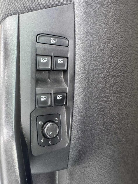 VOLKSWAGEN TAIGO 1.0 TSI 110CV BVA DSG LIFE PLUS 2023 COCKPIT CARPLAY