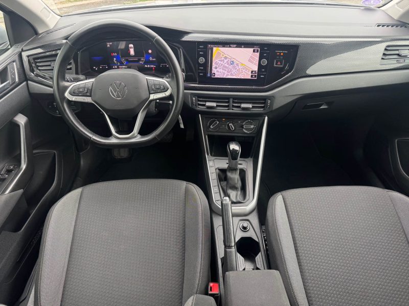 VOLKSWAGEN TAIGO 1.0 TSI 110CV BVA DSG LIFE PLUS 2023 COCKPIT CARPLAY