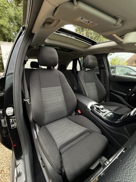 Mercedes Glc 250d Business BVA9 – (Toit Ouvrant | Sièges Électriques Chauffant) 