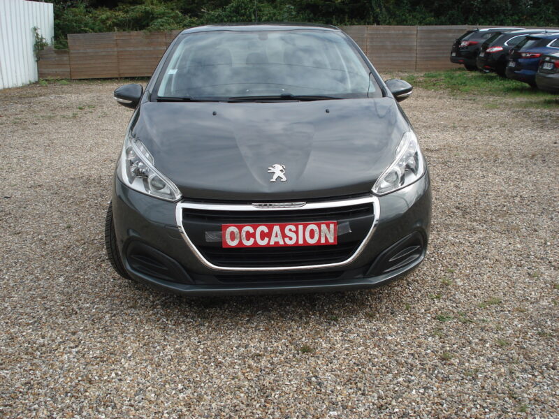 PEUGEOT 208 2017