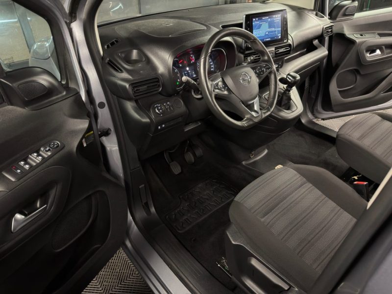 OPEL COMBO L1H1 1.5D 130 Cv BVM6 - 5 PLACES / APPLE & ANDROID / CAMERA - GARANTIE 12 MOIS
