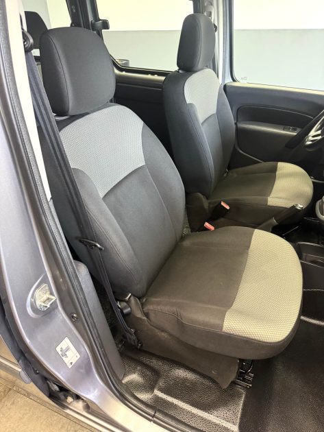 RENAULT KANGOO II 1.5 DCI 90 CV PEPITE 5 PLACES 2017