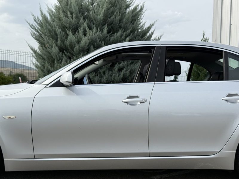 Bmw Série 5 523iA 190ch Sport Design Garantie 6 Mois