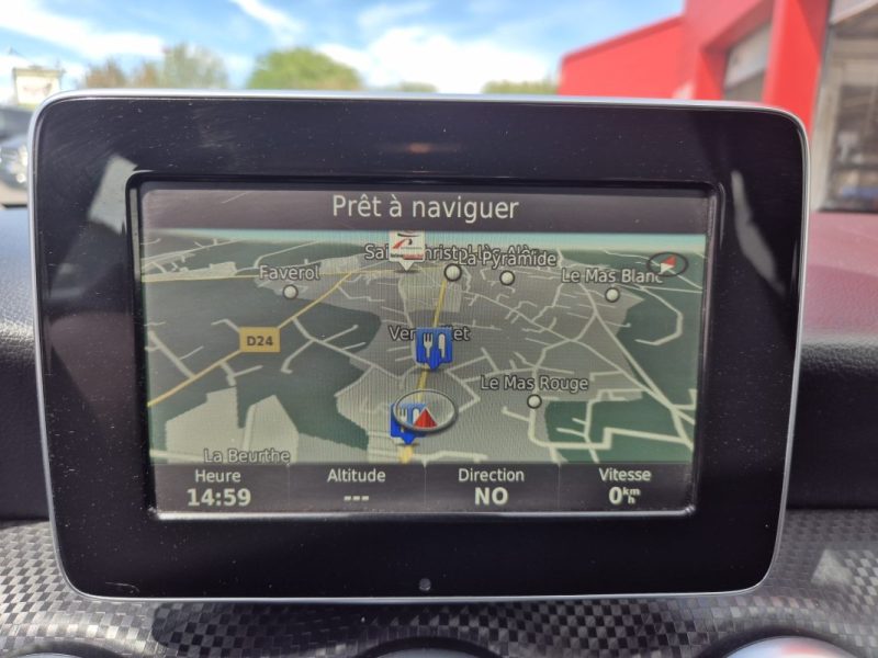 MERCEDES CLASSE A A180 CDI  INTUITION 2016