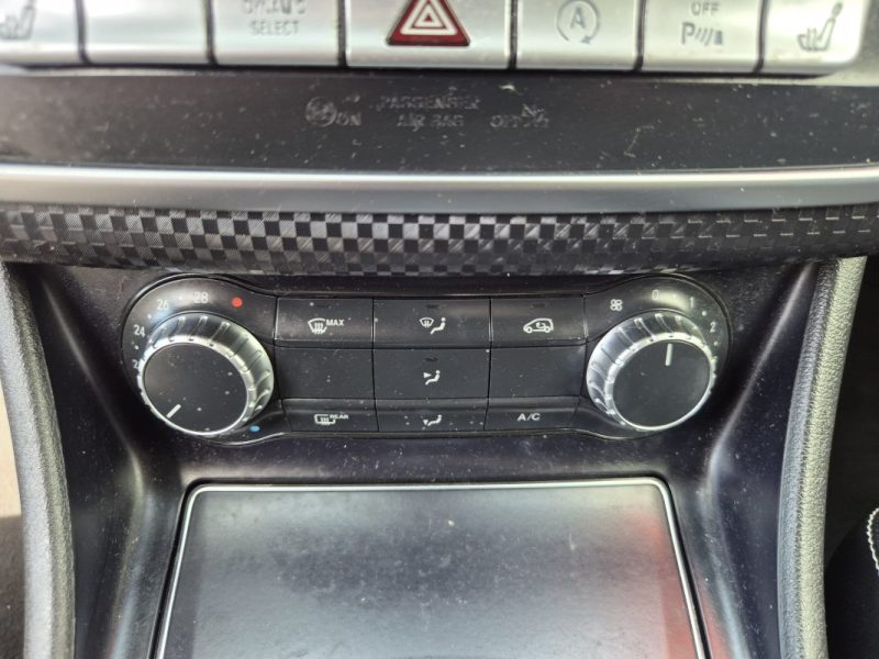 MERCEDES CLASSE A A180 CDI  INTUITION 2016