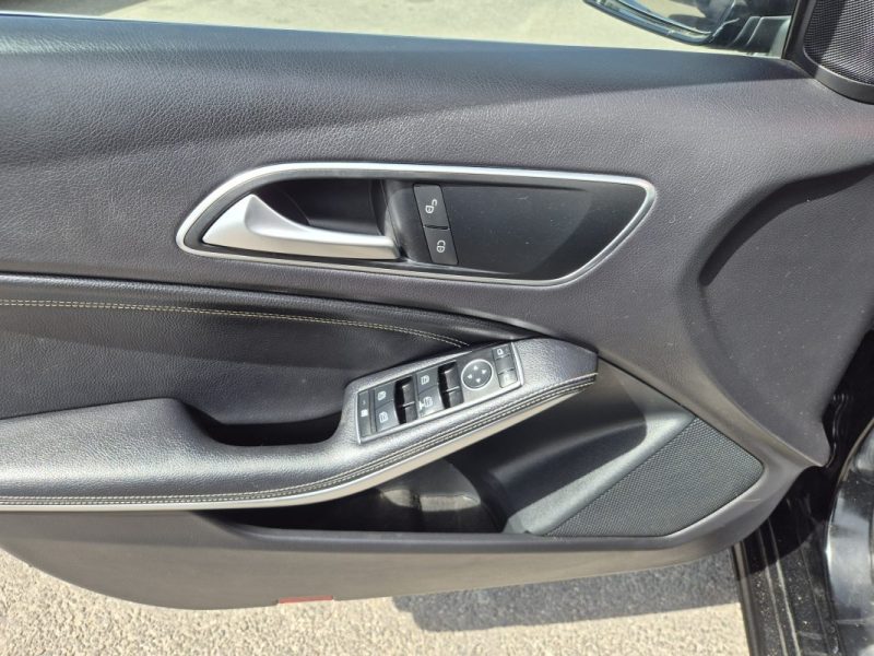 MERCEDES CLASSE A A180 CDI  INTUITION 2016