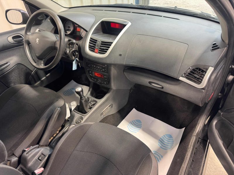 PEUGEOT 206 + 1.4 ESSENCE 75 Cv URBAN MOVE
