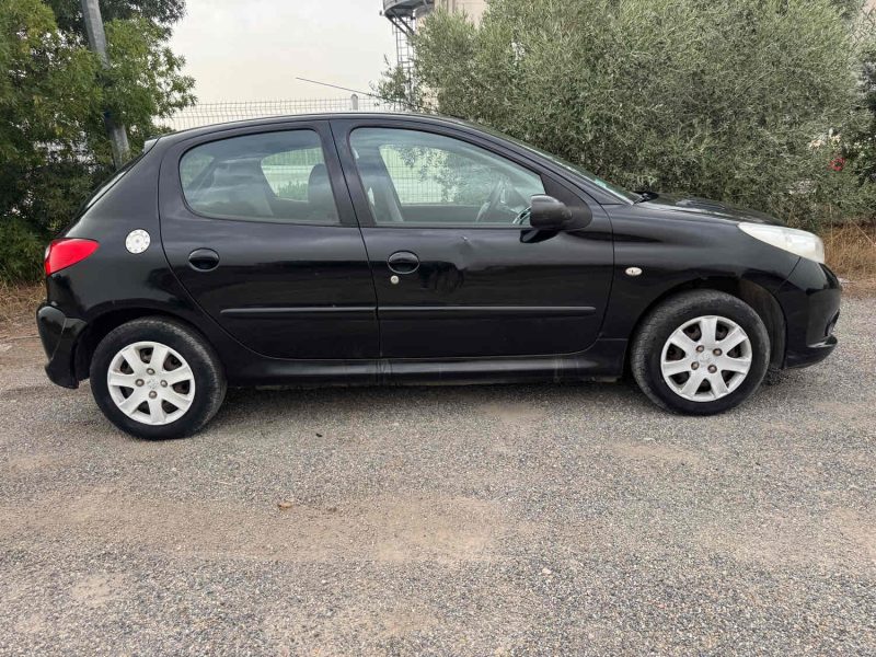 PEUGEOT 206 + 1.4 ESSENCE 75 Cv URBAN MOVE