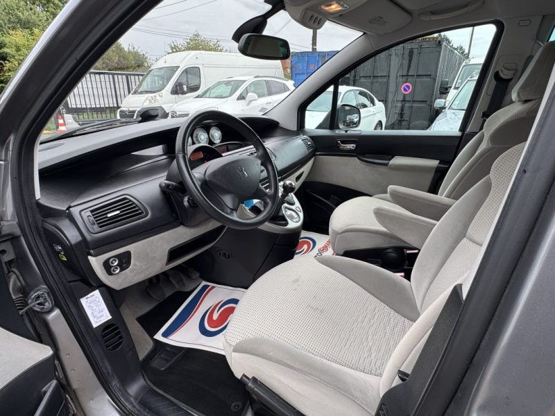 PEUGEOT 807 2.0 HDI 136Ch PACK FAMILY --32000KM-- 1er MAIN GARANTIE 6 MOIS 