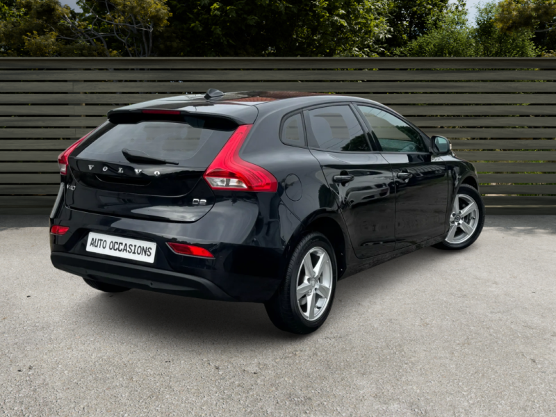 VOLVO V40 1.6 D 115Ch PACK KINETIC 78000KM GPS/CLIM/REGULATEUR DE VITESSE 
