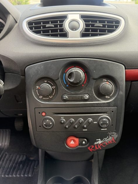 RENAULT CLIO 1.2 RIP CURL 2007 - 77 711Kms - Distrib ok - Parfait Etat - SUIVIT RENAULT 
