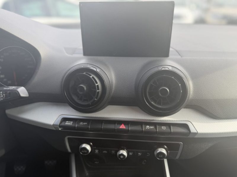 AUDI Q2 30 TDI 116 DESIGN 2018