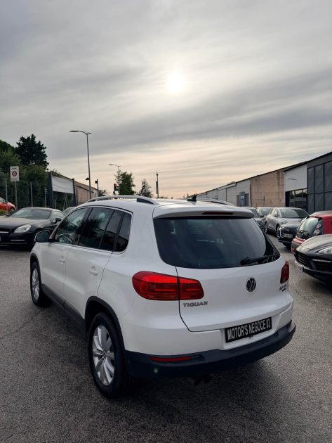 VOLKSWAGEN TIGUAN 2.0 TDI 140 SPORTLINE BOITE AUTOMATIQUE 4 MOTIONS