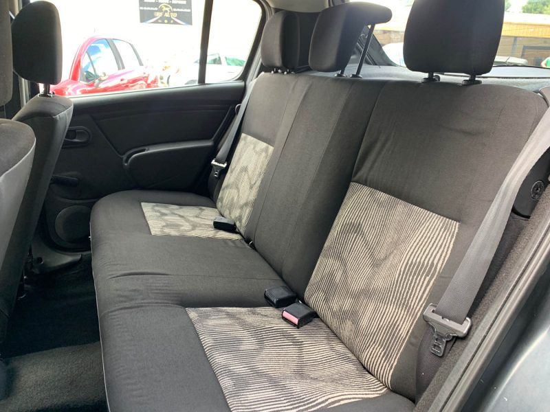 DACIA SANDERO 1.4 1390CM3 75CV  2008