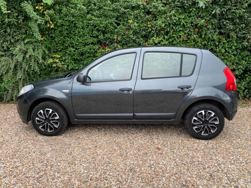 DACIA SANDERO 1.4 1390CM3 75CV  2008