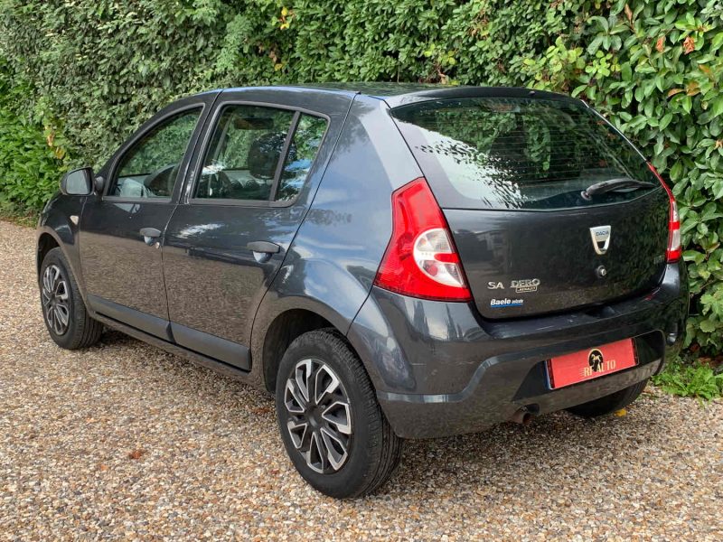 DACIA SANDERO 1.4 1390CM3 75CV  2008