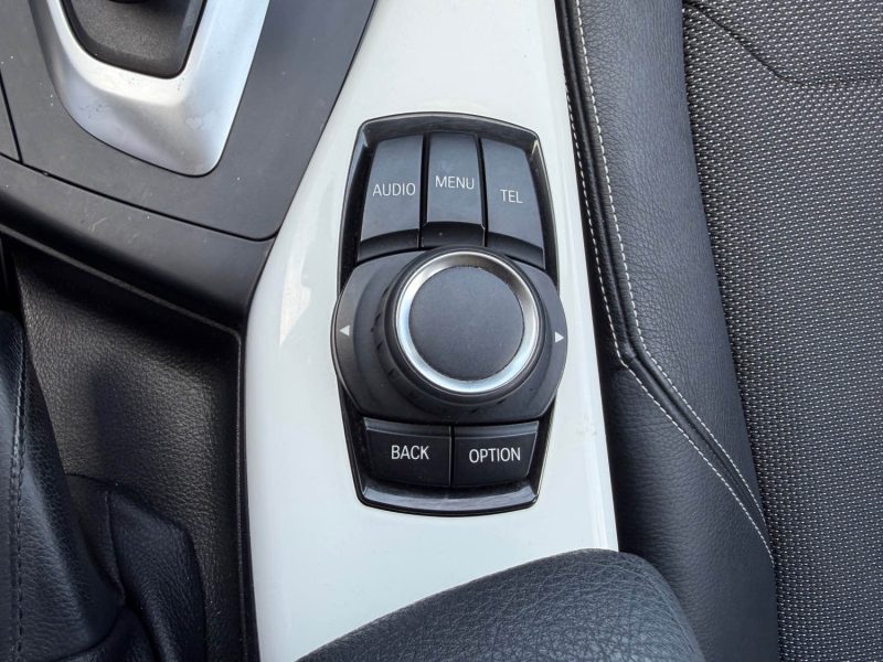BMW Série 1 F20 Urban Blue 118i 1.6 i 136 cv 