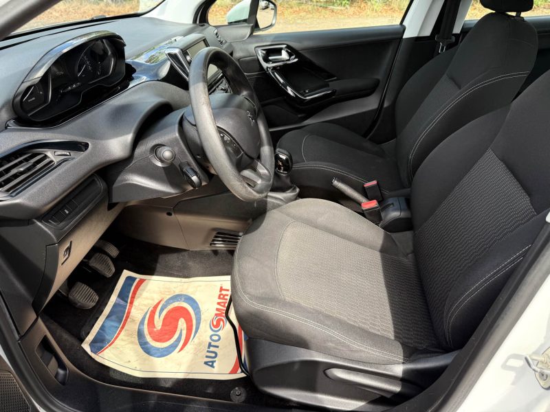Peugeot 208 1.6 BlueHDi 75 ch Active - Clim – Bluetooth – Régulateur - Révisée & garantie 6 mois