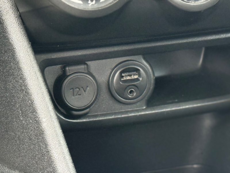 Peugeot 208 1.6 BlueHDi 75 ch Active - Clim – Bluetooth – Régulateur - Révisée & garantie 6 mois