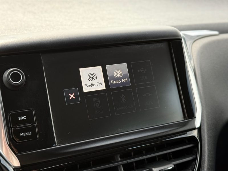 Peugeot 208 1.6 BlueHDi 75 ch Active - Clim – Bluetooth – Régulateur - Révisée & garantie 6 mois