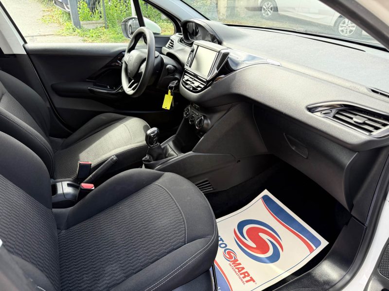 Peugeot 208 1.6 BlueHDi 75 ch Active - Clim – Bluetooth – Régulateur - Révisée & garantie 6 mois