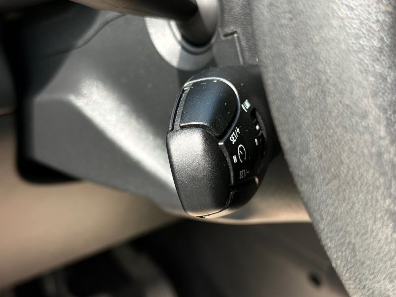 Peugeot 208 1.6 BlueHDi 75 ch Active - Clim – Bluetooth – Régulateur - Révisée & garantie 6 mois