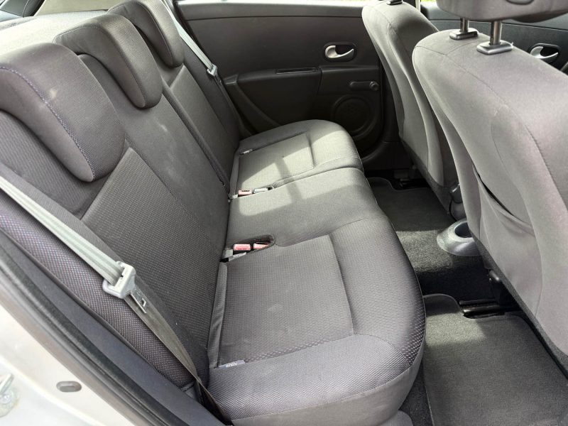 Renault Clio III 1.5 dCi 85 ch Dynamique - Révisée & garantie 6 mois