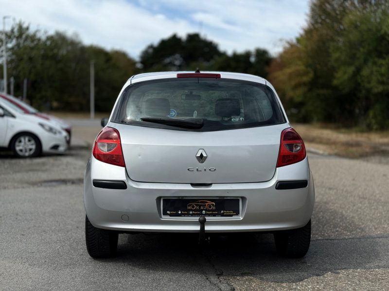 Renault Clio III 1.5 dCi 85 ch Dynamique - Révisée & garantie 6 mois