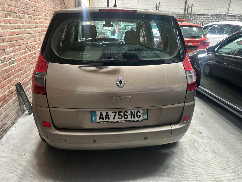 RENAULT SCENIC 1.9 DCI LATITUDE LATITUDE 2009