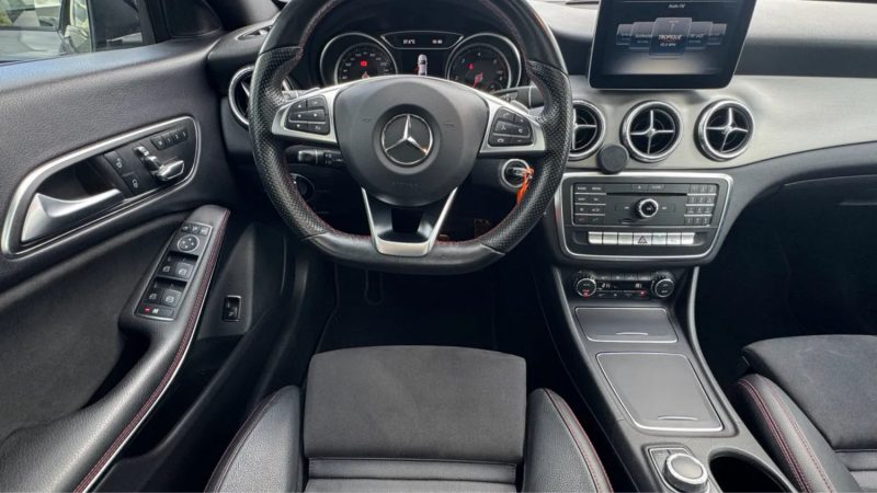 MERCEDES CLA CLA 220D FASCINATION 7G-TRONIC PACK AMG 2016