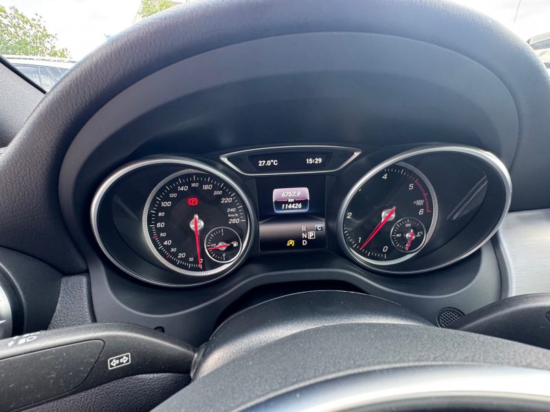 MERCEDES CLA CLA 220D FASCINATION 7G-TRONIC PACK AMG 2016