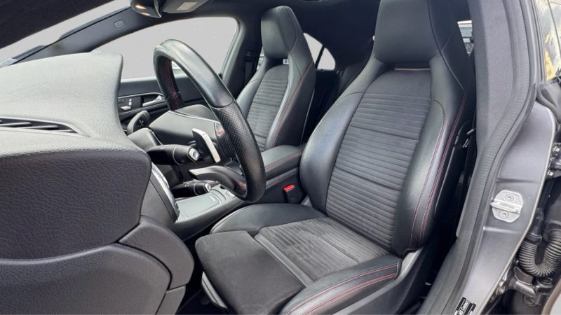 MERCEDES CLA CLA 220D FASCINATION 7G-TRONIC PACK AMG 2016