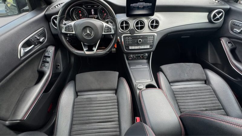 MERCEDES CLA CLA 220D FASCINATION 7G-TRONIC PACK AMG 2016