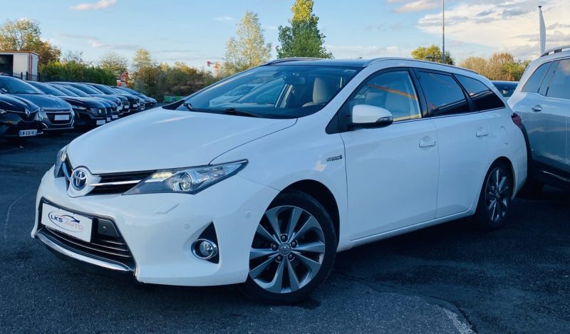 TOYOTA AURIS TOURING SPORTS 1.8 HYBRID 136h SKYVIEW