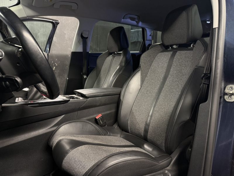 PEUGEOT 5008 II ALLURE 1.5 HDI 130 Cv 7 PLACES ATTELAGE APPLE & ANDROID CAMERA RECUL - GARANTIE 1 AN