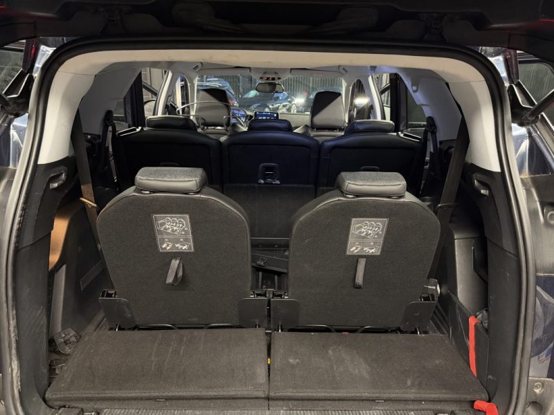 PEUGEOT 5008 II ALLURE 1.5 HDI 130 Cv 7 PLACES ATTELAGE APPLE & ANDROID CAMERA RECUL - GARANTIE 1 AN