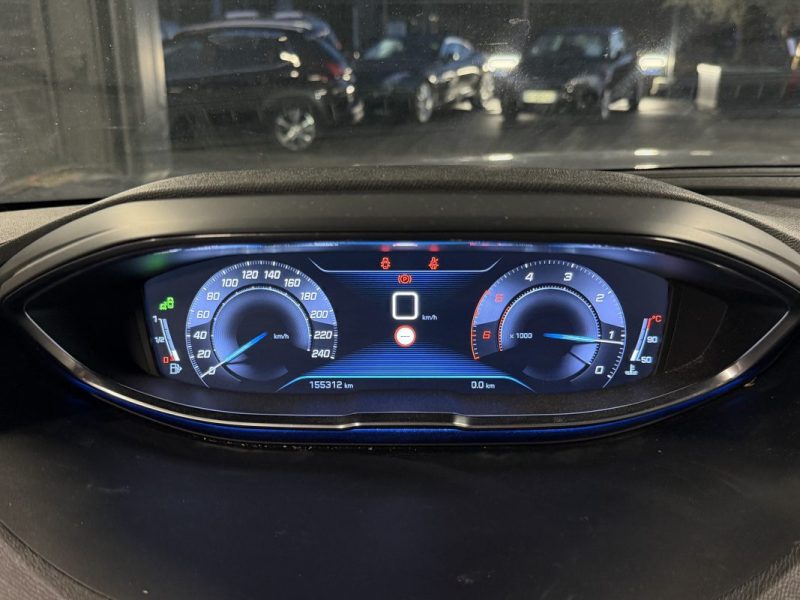 PEUGEOT 5008 II ALLURE 1.5 HDI 130 Cv 7 PLACES ATTELAGE APPLE & ANDROID CAMERA RECUL - GARANTIE 1 AN