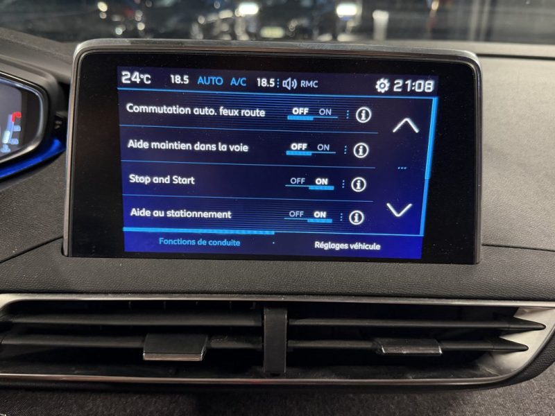 PEUGEOT 5008 II ALLURE 1.5 HDI 130 Cv 7 PLACES ATTELAGE APPLE & ANDROID CAMERA RECUL - GARANTIE 1 AN
