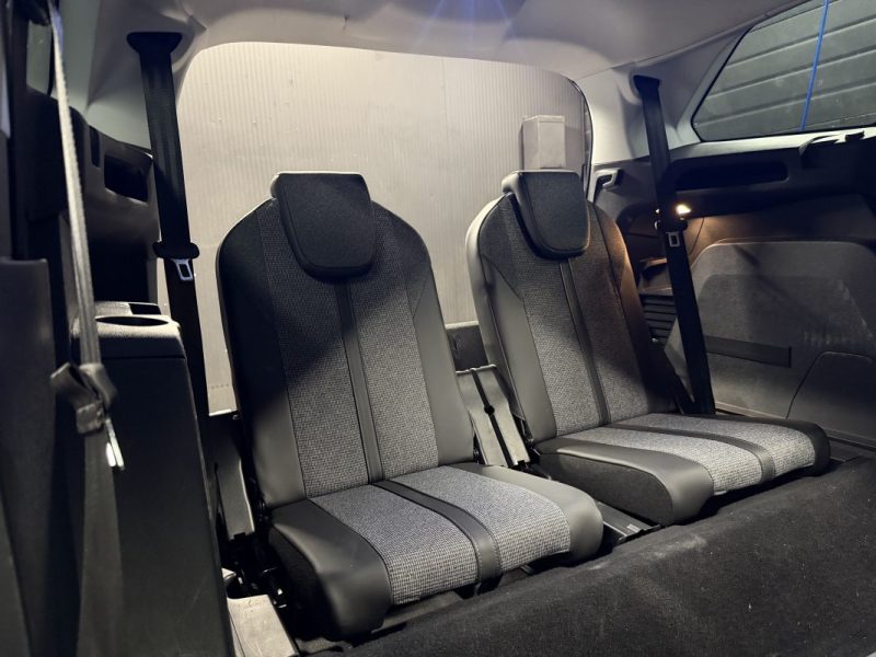 PEUGEOT 5008 II ALLURE 1.5 HDI 130 Cv 7 PLACES ATTELAGE APPLE & ANDROID CAMERA RECUL - GARANTIE 1 AN