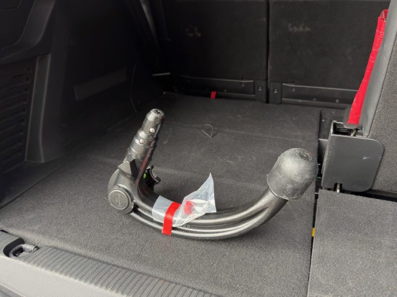PEUGEOT 5008 II GT LINE 1.6 THP 180 Cv 1ERE MAIN 7 PLACES ATTELAGE INTERIEUR CUIR - GARANTIE 1 AN
