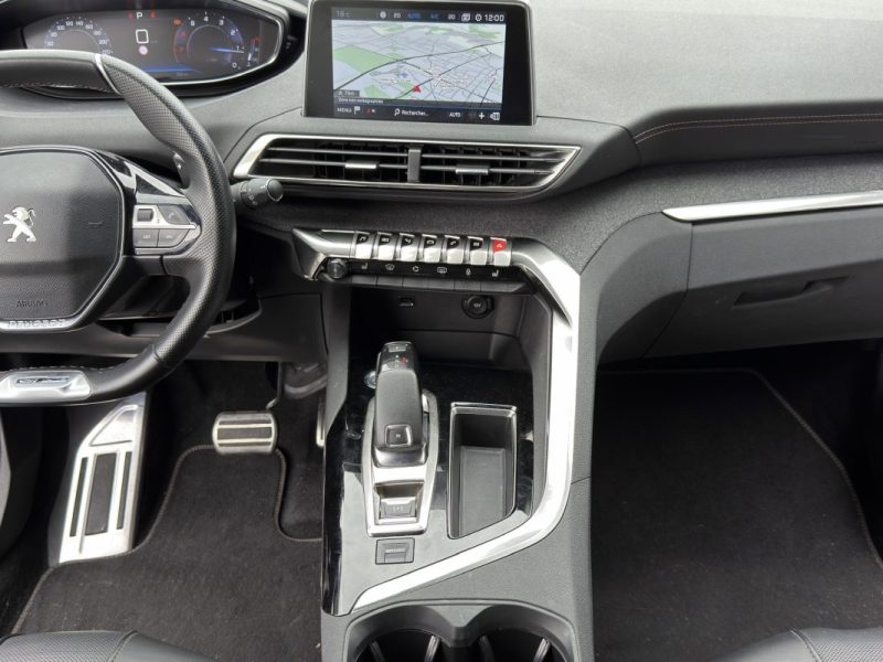 PEUGEOT 5008 II GT LINE 1.6 THP 180 Cv 1ERE MAIN 7 PLACES ATTELAGE INTERIEUR CUIR - GARANTIE 1 AN