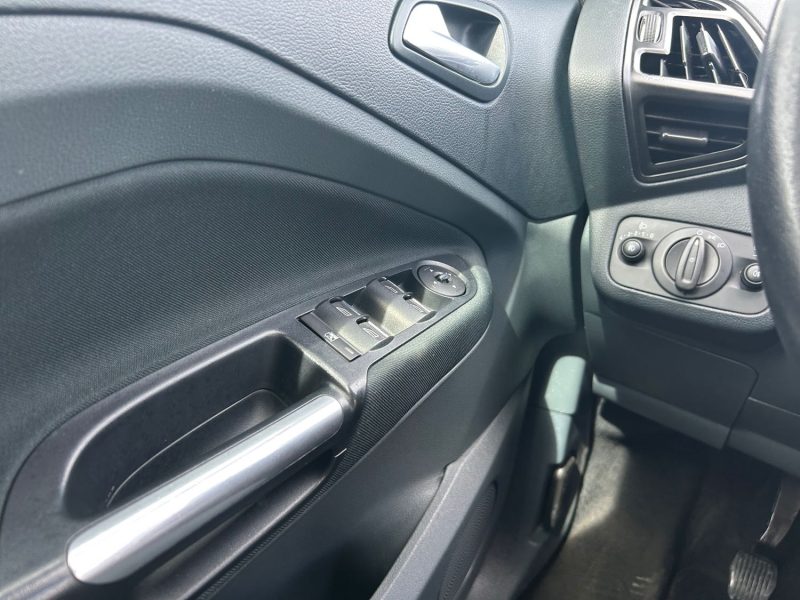 FORD C-MAX II  1.6 TDCI 115cv garantie 12 mois