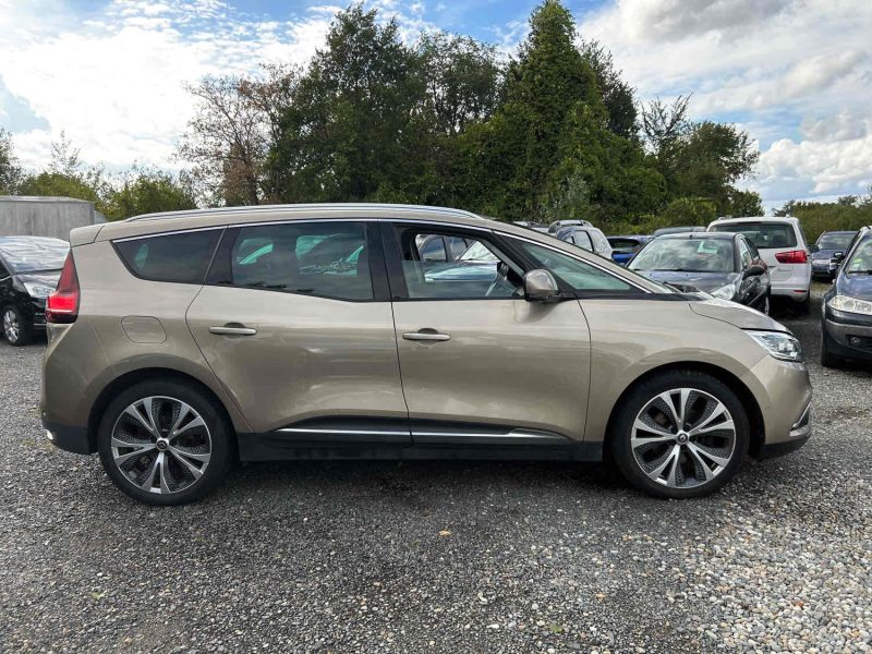 RENAULT Scénic Grand Scénic IV 1.5 dCi EDC7 110 cv Boîte auto
