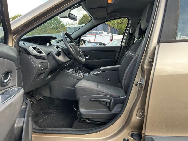 RENAULT SCENICIII GRAND 1.5 DCI 110cv AUTHENTIQUE 7 place