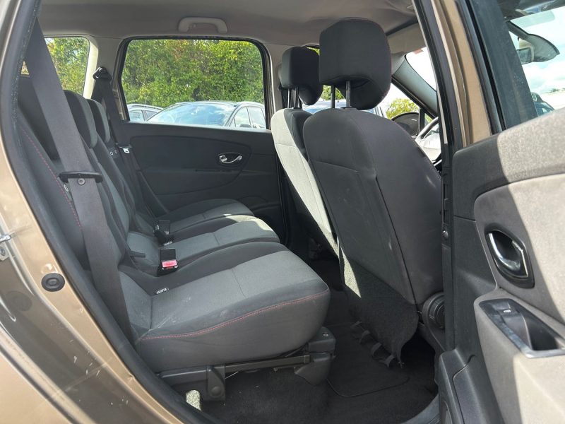 RENAULT SCENICIII GRAND 1.5 DCI 110cv AUTHENTIQUE 7 place