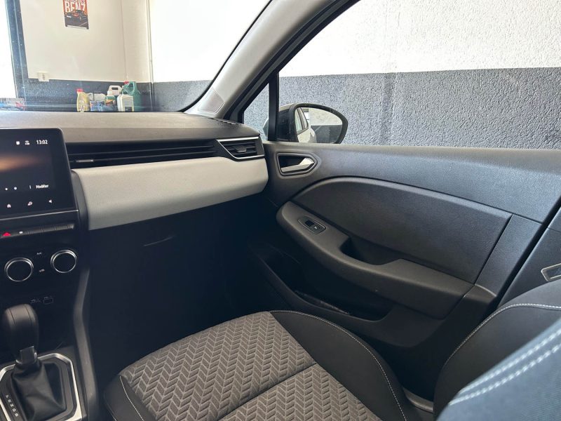 RENAULT CLIO 5 1.6 145 HYBRIDE EVOLUTION